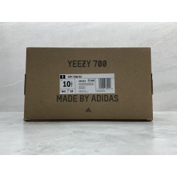 GT Yeezy 700 V3 Fade Carbon GW1814