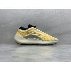 GT Yeezy 700 V3 Mono Safflower HP5425