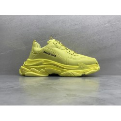 GT Balenciaga Triple-S Light Yellow 536737W2FA57000