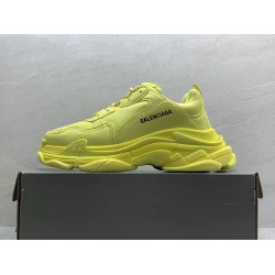 GT Balenciaga Triple-S Light Yellow 536737W2FA57000