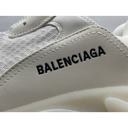 GT Balenciaga Triple-S Clear Sole Milky 541624W1GB60315
