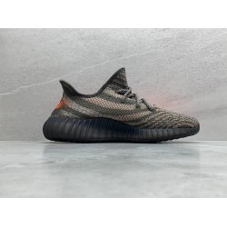 GT Yeezy Boost 350 V2 Dark Beluga HQ7045