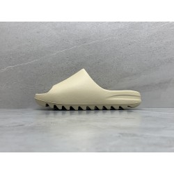 GT Yeezy Slide Bone (2022 Restock) FZ5897