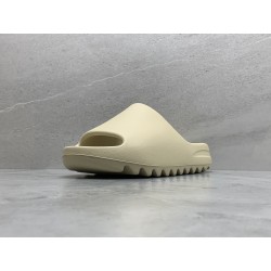 GT Yeezy Slide Bone (2022 Restock) FZ5897