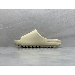 GT Yeezy Slide Bone (2022 Restock) FZ5897