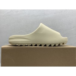 GT Yeezy Slide Bone (2022 Restock) FZ5897