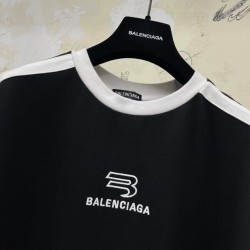 GT Balenciaga Boxy Sporty Logo Tee Black White  699182-TMVC4-1070