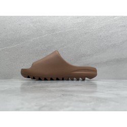 GT Yeezy Slide Flax FZ5896