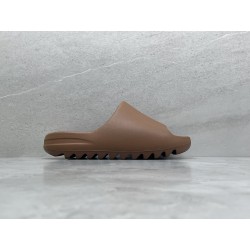 GT Yeezy Slide Flax FZ5896