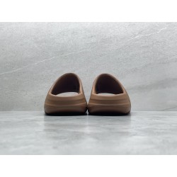 GT Yeezy Slide Flax FZ5896