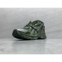 GT Balenciaga Runner Dark Green 677403W3RB13031