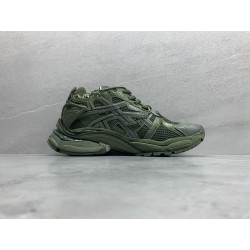 GT Balenciaga Runner Dark Green 677403W3RB13031