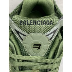 GT Balenciaga Runner Dark Green 677403W3RB13031