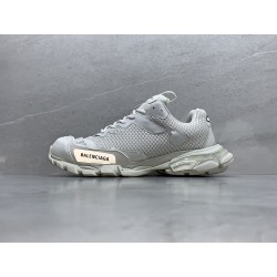 GT Balenciaga Track .3 White 700875W3RF19010