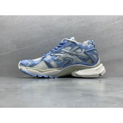 GT Balenciaga Runner Light Blue Eggshell White 677402W3RB2