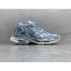 GT Balenciaga Runner Light Blue Eggshell White 677402W3RB2