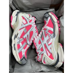 GT Balenciaga Runner Neon Pink  White 677402W3RBN9155