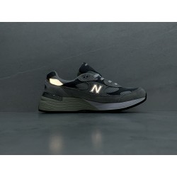 GT New Balance 992 Grey M992GR