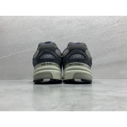 GT New Balance 992 Made in USA Navy Grey M992GG