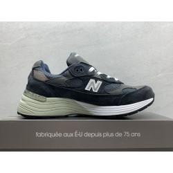 GT New Balance 992 Made in USA Navy Grey M992GG