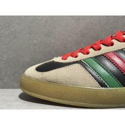 GT Gucci Gazelle Sneaker ‎Black Leather 726487AAA439549