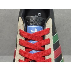 GT Gucci Gazelle Sneaker ‎Black Leather 726487AAA439549