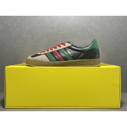 GT Gucci Gazelle Sneaker ‎Black Leather 726487AAA439549