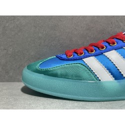 GT Gucci Gazelle Sneaker Light blue Silk Duchesse 707867 U7R10 3660