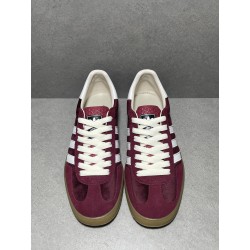 GT Gucci Gazelle Sneaker Red Velvet ‎707864 9STU0 6360