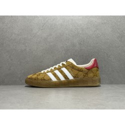 GT Gucci Gazelle Sneaker GG Monogram 707850 UWV20 7162