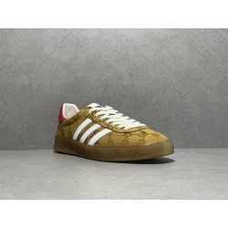 GT Gucci Gazelle Sneaker GG Monogram 707850 UWV20 7162