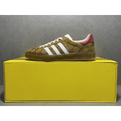 GT Gucci Gazelle Sneaker GG Monogram 707850 UWV20 7162