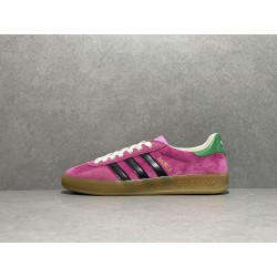 GT Gucci Gazelle Sneaker Pink Velvet  ‎707864 9STU0 5960