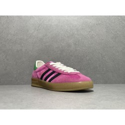 GT Gucci Gazelle Sneaker Pink Velvet  ‎707864 9STU0 5960