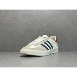 GT Gucci Gazelle Sneaker White Leather ‎707847 UTT10 9060