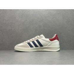 GT Gucci Gazelle Sneaker White Leather ‎707847 UTT10 9060