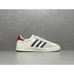 GT Gucci Gazelle Sneaker White Leather ‎707847 UTT10 9060