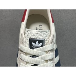 GT Gucci Gazelle Sneaker White Leather ‎707847 UTT10 9060