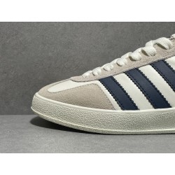 GT Gucci Gazelle Sneaker White Leather ‎707847 UTT10 9060