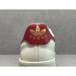 GT Gucci Gazelle Sneaker White Leather ‎707847 UTT10 9060