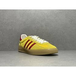 GT Gucci Gazelle Sneaker Yellow Velvet ‎707848 9STU0 7170