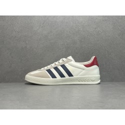 GT Gucci Gazelle Sneaker White Leather ‎707847 UTT10 9060