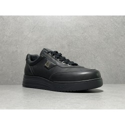 GT Givenchy G4 Sneakers Black Leather BH0070H1AU-001