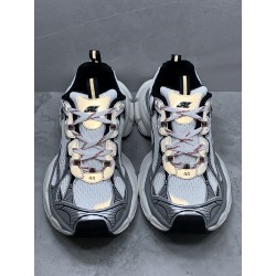 GT Balenciaga 3XL Grey White