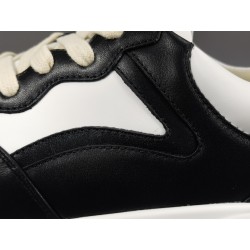 GT Gucci Rhyton Black White Sneaker ‎ 721750 AAA9S 1094