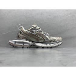 GT Balenciaga 3XL Sneaker Gold