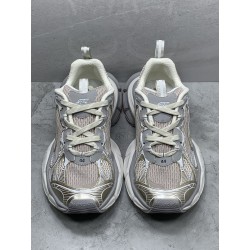 GT Balenciaga 3XL Sneaker Gold