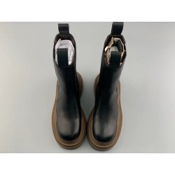 GT Bottega Veneta Tire Chelsea Boot Black Cognac