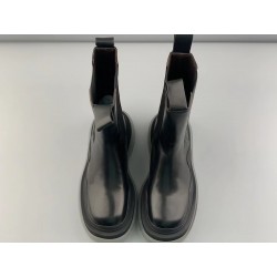 GT Bottega Veneta Tire Chelsea Boot Black Transparent 630297VBS501445