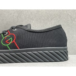 GT Gucci Interlocking G Low Black